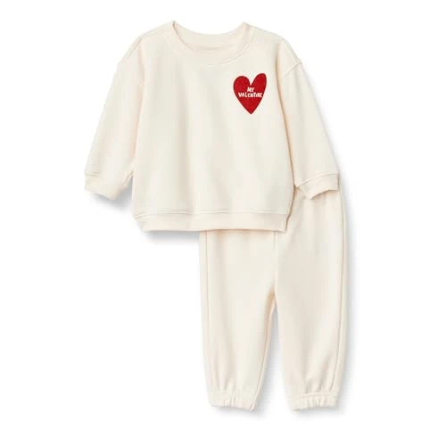 Offerta a tempo: Amazon Essentials x Sofia Grainge Set Con Felpa E Pantaloni Sportivi Unisex Bambini e Ragazzi, Cuori/San Valentino, 4 anni - 41% da 21.90 € a 12.92 €