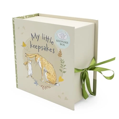 Offerta a tempo: Guess How Much I Love You, scatola dei ricordi per bambini, con 6 cassetti, per i ricordi dei neonati, regalo per bambini, con chiusura a nastro, regalo con licenza ufficiale - 0.00% da 24.74 € a 24.74 €