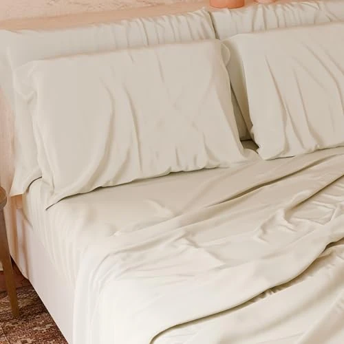 Offerta a tempo: PETTI Artigiani Italiani - Set Lenzuola Matrimoniali Maxi 4 Pezzi, Morbide e Traspiranti, Completo Letto con Lenzuolo Sopra, Lenzuolo Sotto con Angoli Elasticizzati e 2 Federe Lenzuola Panna - 22% da 34.90 € a 27.20 €