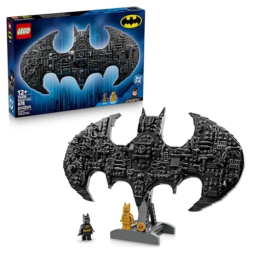 Offerta a tempo: LEGO DC Logo di Batman - Giocattolo da Supereroi con 2 Minifigure da Collezione - Decorazione da Parete 3D Fai da Te o da Camera da Letto - Idea Regalo per Bambini da 12 Anni Fan del Film - 76330 - 9% da 79.99 € a 72.49 €