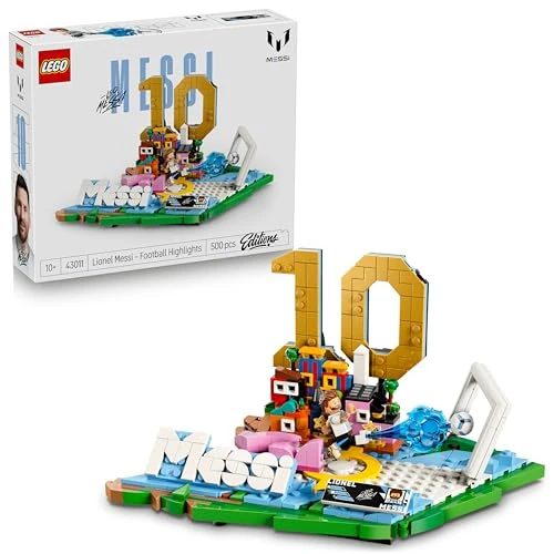 Offerta a tempo: LEGO Editions Lionel Messi – Football Highlights Toy - 3D Display Model Kit w/Collectible Minifigure - Kids' Room Decor - Gift for 10+ Year Old Boys, Girls & Adult Sports Fans - 43011 - 8% da 29.99 € a 27.59 €