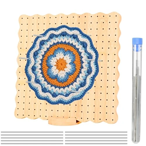 Offerta a tempo: VINATO Blocking Board aus Bambus 23.5x23.5cm, Häkelbrett mit 289 Löchern, 10 Edelstahl-Nadeln & Ständer, Strickbrett Für Granny Squares, Motive und Spitze Blocking, Großformat - 10% da 16.99 € a 15.33 €