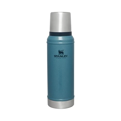 Zeitlich begrenztes Angebot: STANLEY 1913 Classic Legendary Thermoskanne 0.94L - Hält 24 Stunden Heiß Oder Kalt - Spülmaschinenfest - Deckel Dient Als Becher - Isolierflasche BPA Frei - Edelstahl Thermosflasche - Hammertone Lake von 65.00 € auf 39.00 € (4