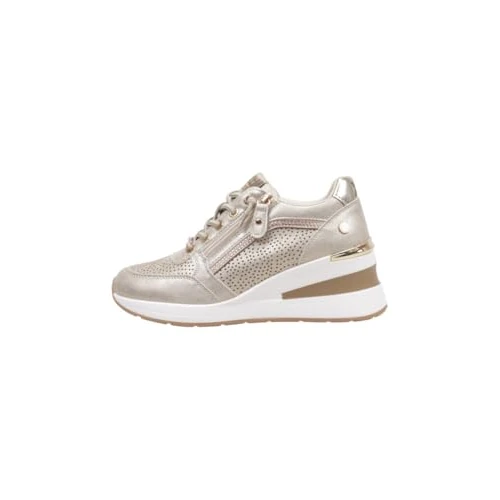 Offerta a tempo: XTI - Scarpe Donna Oro - Scarpe comode e Versatili - Moda Casual - Modello 14510202 (Misurare 38) - 53% da 59.95 € a 27.89 €
