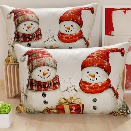 Offerta a tempo: PETTI Artigiani Italiani - Coppia di Federe Cuscino 40x70 cm in Microfibra, Federe Natalizie, Cuscini Arredo di Natale Camera da Letto, Divano, Salotto, Set 2 Fodere Copricuscino, Federa Pupazzo 01 - 53% da 14.90 € a 7.00 €
