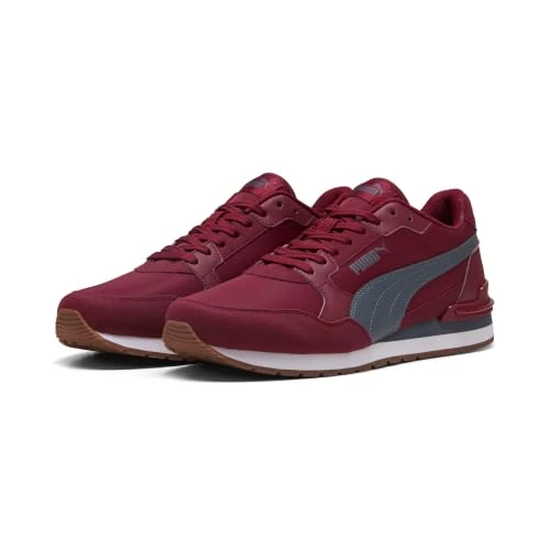 Offerta a tempo: PUMA Sneakers ST Runner v4 in Nylon Unisex 45, Garnet Glow Evening Blue White Gum Red - 27% da 55.00 € a 39.95 €