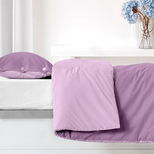 Ruggeri - Parure de lit - 100% Coton de Haute qualité Doux et Respirant | 2 taies d'oreiller + 1 Housse de Couette | Collection Everyday (Lilla, Simple)