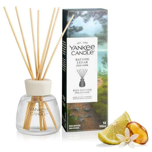 Offerta a tempo: Yankee Candle Diffusore a Bastoncini | Bayside Cedar | Per spazi piccoli e medi | Fino a 10 settimane di fragranza - 28% da 19.99 € a 14.43 €