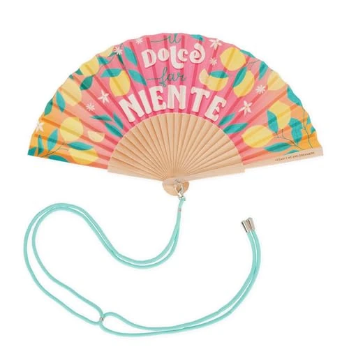 Offerta a tempo: Legami - Ventaglio pieghevole ¡Que Calor!, Tema Dolce Far Niente, Cordino removibile e regolabile abbinato, in Poliestere, Manico in Legno, 3.6 x 23 cm - 41% da 13.50 € a 7.95 €