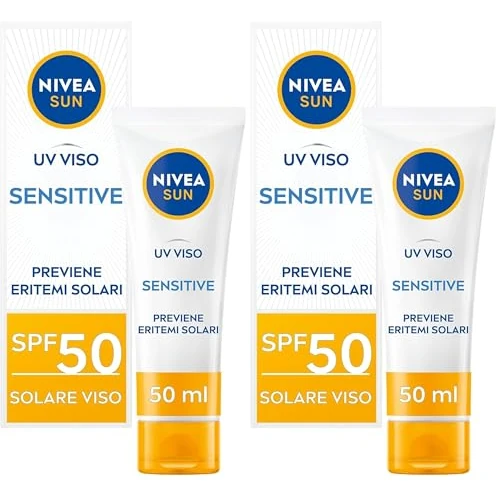 Offerta a tempo: NIVEA SUN Crema UV Viso Sensitive SPF50 50 ml, Crema solare viso 50 per pelli sensibili, Protezione solare viso contro le allergie solari, Crema viso SPF 50 senza profumo dalla texture leggera - 41% da 27.98 € a 16.56 €