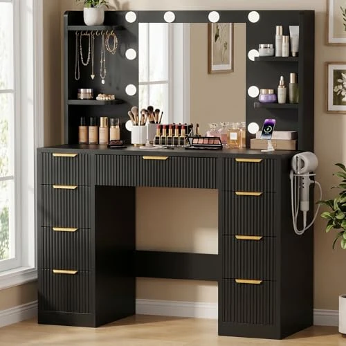 Offerta a tempo: JUMMICO Toeletta Trucco con Specchio, Luce LED Regolabile a 3 Colori, Cassetti Ampi, Ripiani Aperti, Ganci per Gioielli, Presa e Supporto Phon, Design Moderno Camera da Letto (Nero, 9) - 0.00% da 189.90 € a 189.90 €