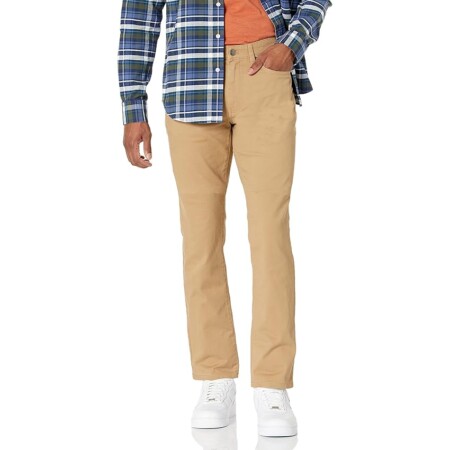 offerta a tempo: amazon essentials pantaloni in twill elasticizzati con 5 tasche slim uomo — 13% da 26,20 € a 22,70 €